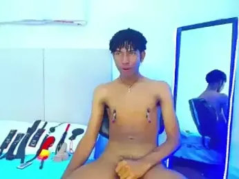 Dharwinth_25 webcam model stream image