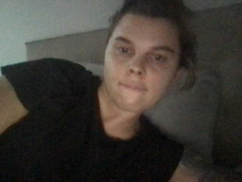 Karolina33a webcam model stream image