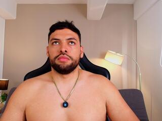 Jerome V webcam model stream image