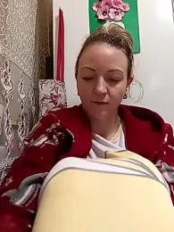 KattyLuuu webcam model stream image