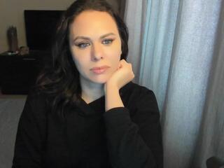 Molly Chase webcam model stream image