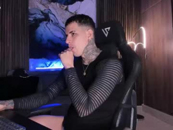 trisstan_ webcam model stream image