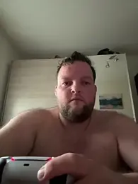 Matti1998sexy webcam model stream image