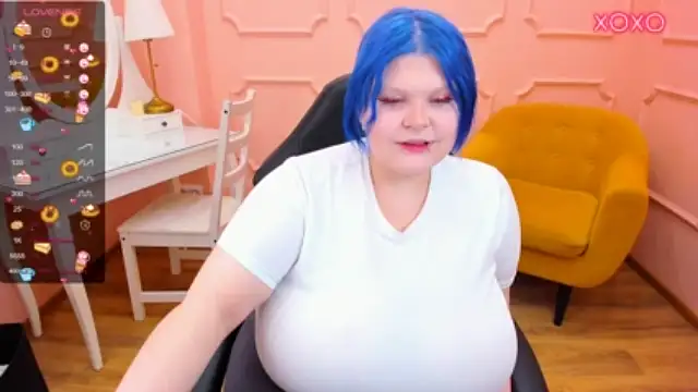 AuroraDemoni webcam model stream image