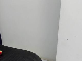 Laura Carmona webcam model stream image