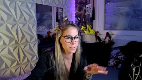 Tatjana_Sue webcam model stream image