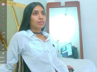littlee-emily webcam model stream image