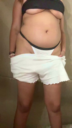 Nadiasabri webcam model stream image