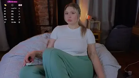 helen_frogg webcam stripchat model stream image