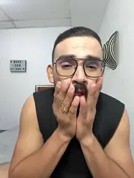 big_bearman webcam stripchat model stream image
