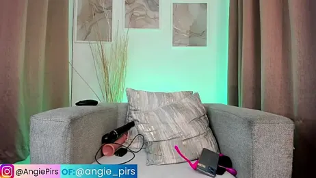 Angie_Pirss webcam model stream image