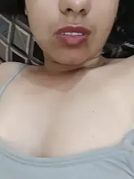 CuteSarikaLIVE webcam model stream image