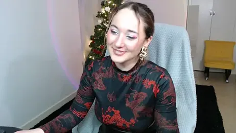 Crystal-dreamt webcam model stream image