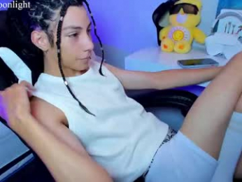 philipe_moonlight_ webcam model stream image