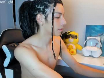 philipe_moonlight_ webcam model stream image
