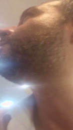 Geko92 webcam model stream image