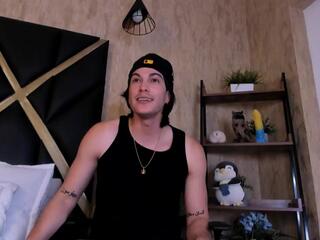 Karim Ferrer webcam model stream image