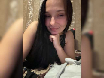 SweetieKittyy webcam model stream image