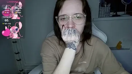 crashtest_13 webcam stripchat model stream image