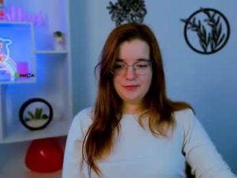 amina_chilli webcam model stream image