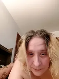 Icedcoffee2024 webcam stripchat model stream image