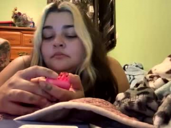 lilcandybits webcam model stream image