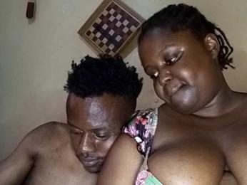 Txc_hoot webcam model stream image