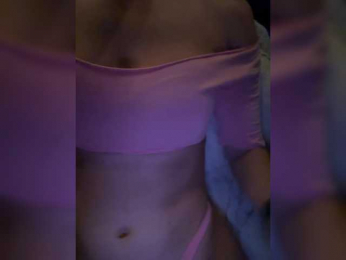 Love698 webcam model stream image