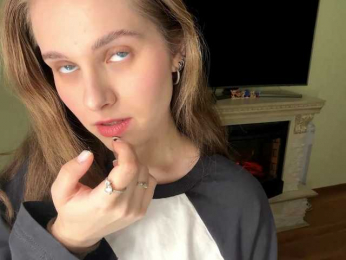 MiaBlankot webcam model stream image