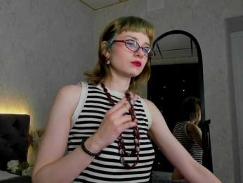 Scarle-Whisper webcam model stream image