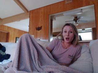 Olive Ray webcam model stream image