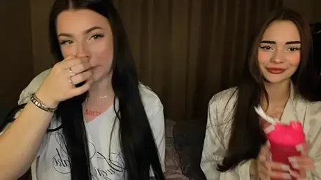 LisaAndDenis webcam model stream image