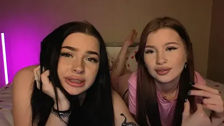 LisaAndDenis webcam model stream image