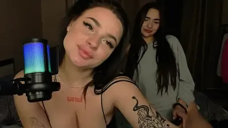 LisaAndDenis webcam model stream image