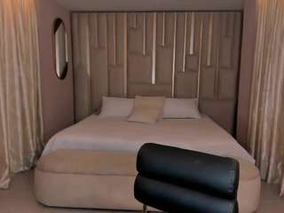 rossirivers webcam model stream image