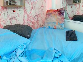 Zara Rousse webcam flirt4free model stream image