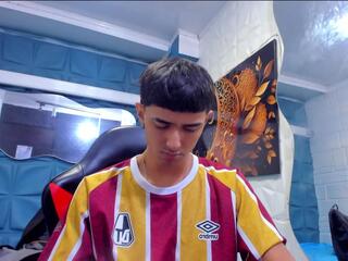 Nathan Maxime webcam model stream image