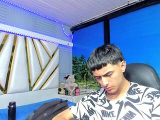 Nathan Maxime webcam model stream image
