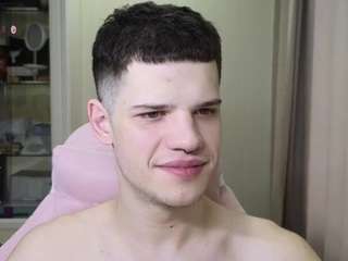 callmechristiian webcam model stream image