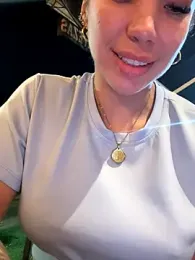 Sarahlove_90 webcam model stream image