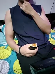 hot_hunk_boy webcam model stream image