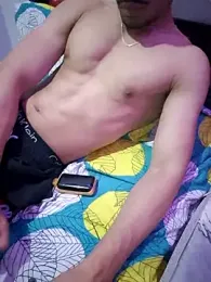 hot_hunk_boy webcam model stream image