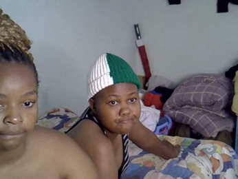 Sexxyneil webcam model stream image