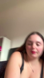 Xtheprettyex webcam model stream image
