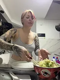 YunoRose_ webcam model stream image