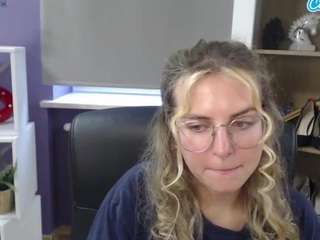 zoeyfancy webcam model stream image