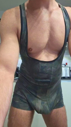 d007_hot webcam cam4 model stream image