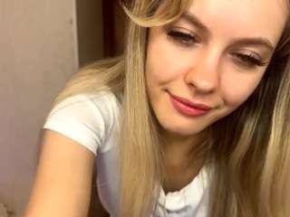 trudycaponi webcam model stream image
