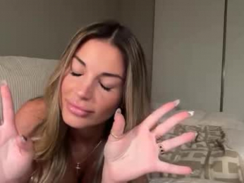 maddiemeadows webcam model stream image