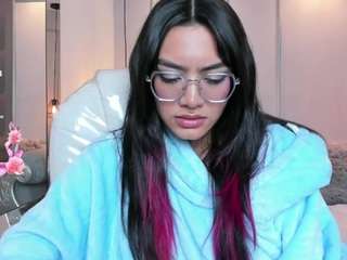 azurakindong webcam model stream image